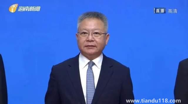 醫(yī)學(xué)博士出身的他當(dāng)選海南省委書記 醫(yī)生出身 曾在上海、教育部工作(圖2)