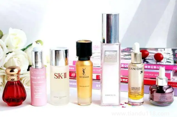 夏天護膚品放車里一天還能用嗎（夏天護膚品需要放冰箱嗎）