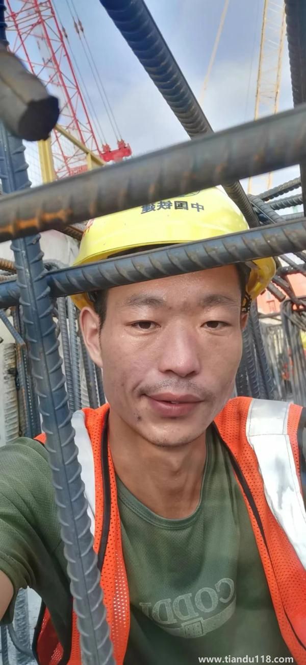 90后小伙被誤認為60后，數(shù)萬網(wǎng)友卻為他點贊