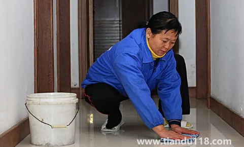 保潔開(kāi)荒什么意思（保潔開(kāi)荒是算建筑面積么）