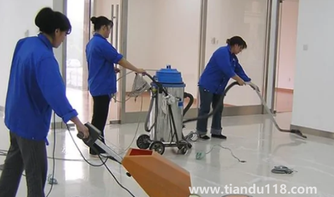 開荒保潔哪里好(開荒保潔收費標(biāo)準(zhǔn))(圖3) 開荒保潔哪里好3