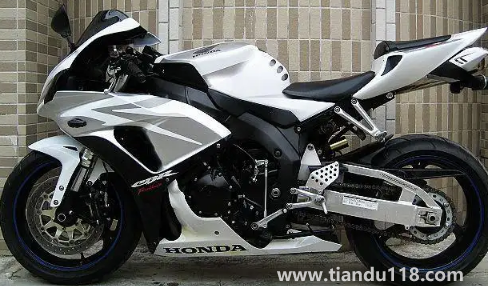 新買的摩托車必須在多久內(nèi)上牌2