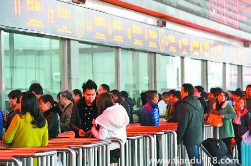 2022年國慶節(jié)高鐵火車票什么時候開售2