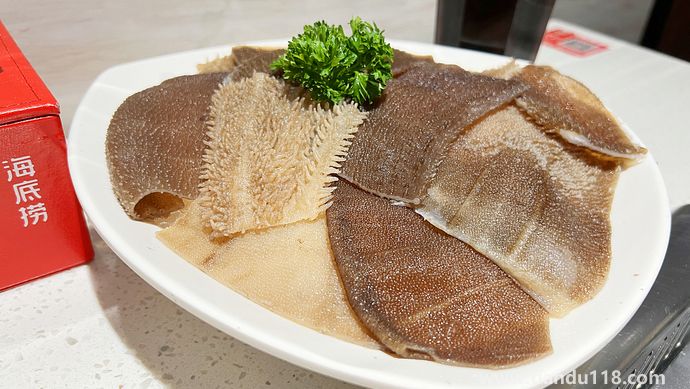 女顧客被毛肚噎死?海底撈回應(yīng) 該門店已暫停營(yíng)業(yè)