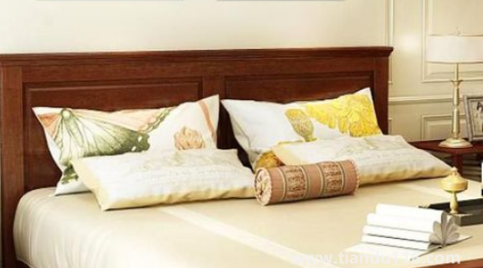 屬兔的人臥室適合掛什么畫2