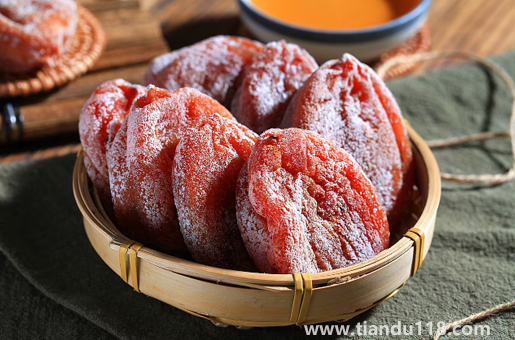 柿子和柿餅?zāi)膫€糖分高2