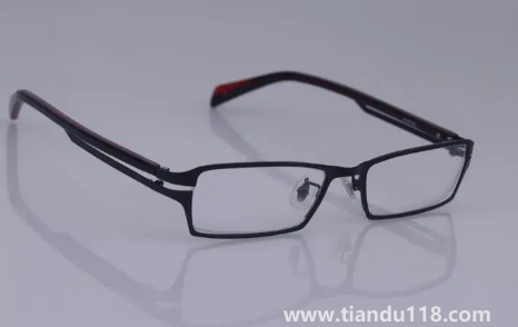 在網(wǎng)上配的眼鏡怎么知道度數(shù)合適嗎3