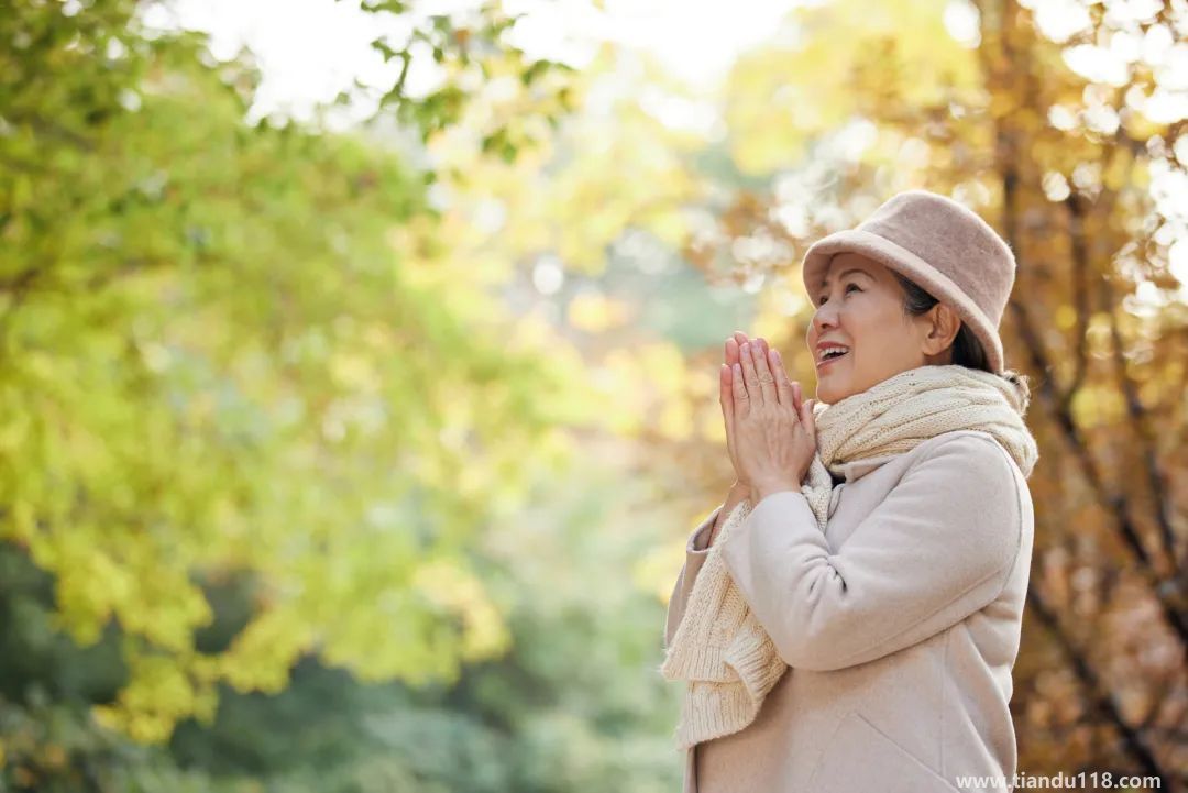 老年人平安過冬要注意幾點(diǎn)（老年人安全過冬指南）