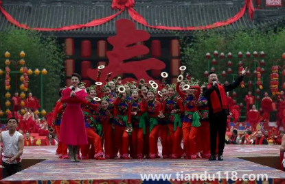 2023年遼寧春節(jié)聯(lián)歡晚會(huì)什么時(shí)候開(kāi)始（老演員為啥都上遼寧春晚呢）