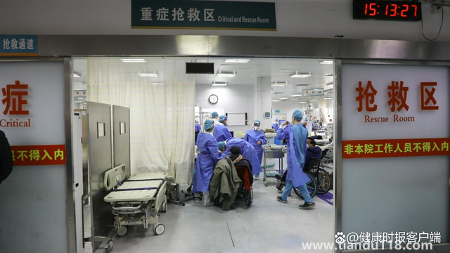 一線醫(yī)生:危、急、重病人比例增加（解放軍總醫(yī)院急診主任表示）