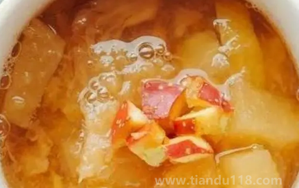 煮蘋(píng)果冷水下鍋還是熱水（煮蘋(píng)果怎么煮）